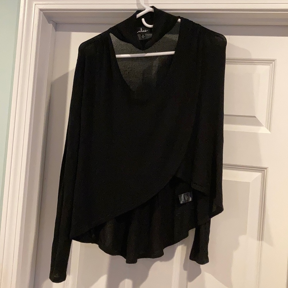 Lulu’s Black Long Sleeve Sweater